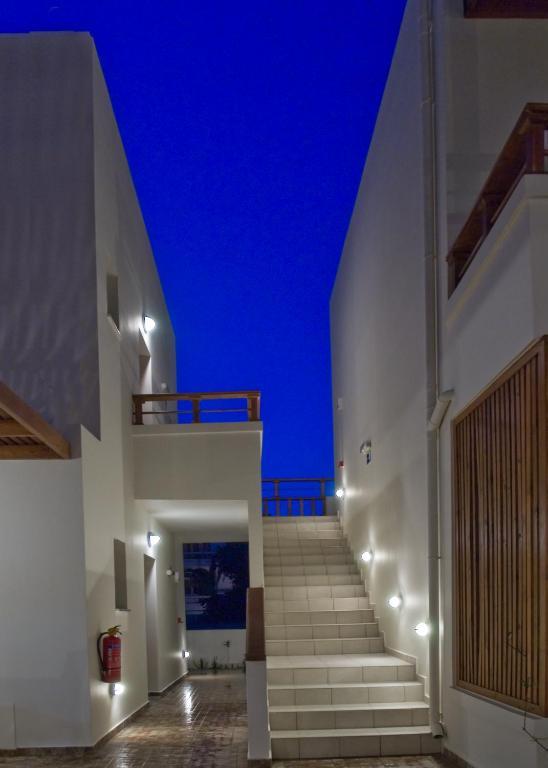 Syia Hotel Sougia Exterior photo